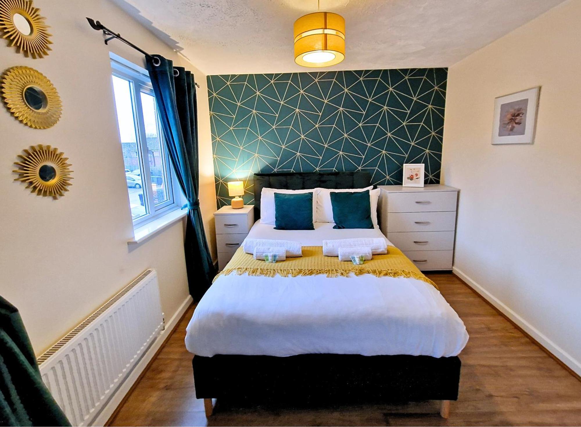 Manchester Townhouse By Bevolve - 4 Bedrooms - Free Parking Exterior foto