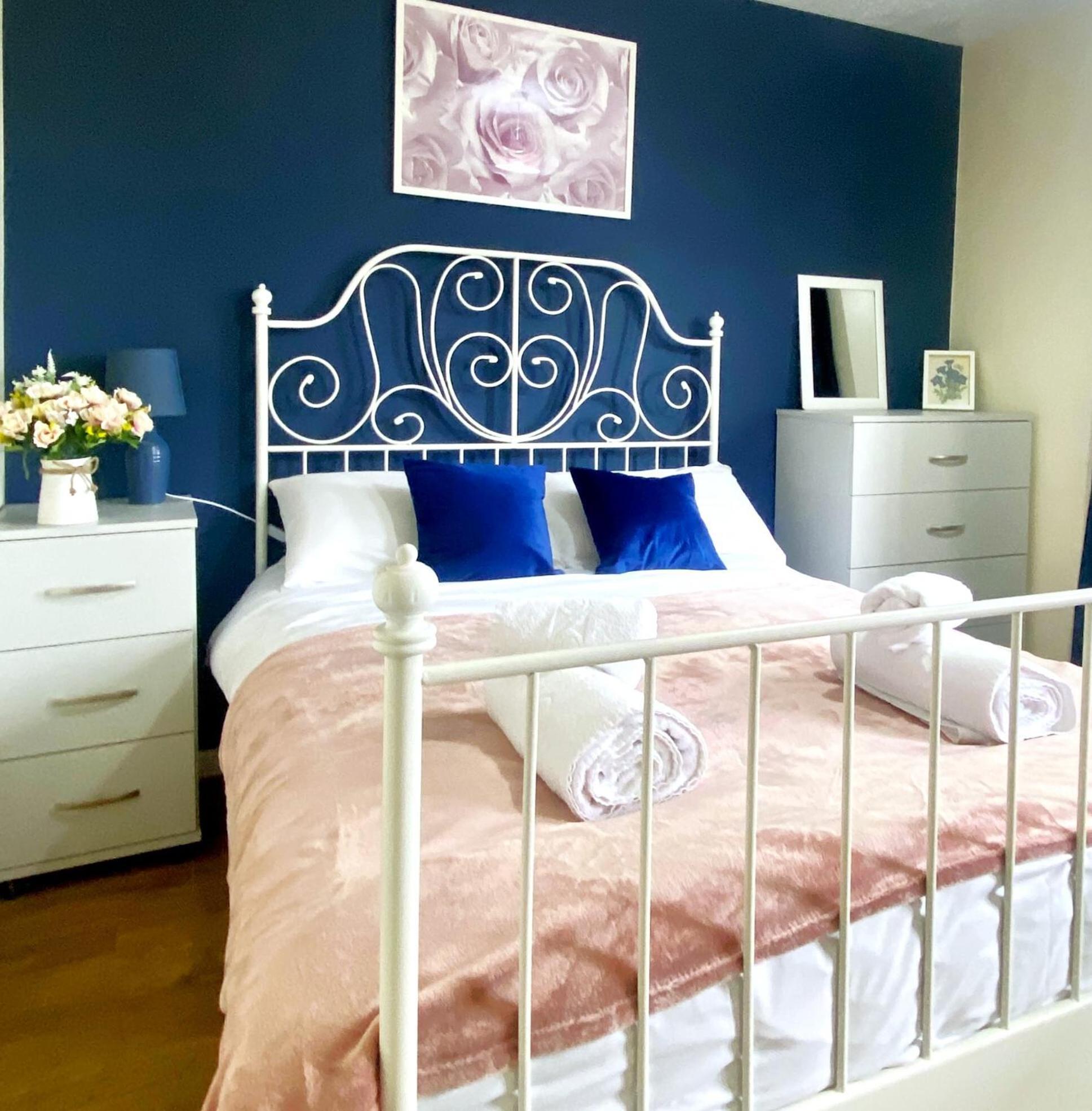 Manchester Townhouse By Bevolve - 4 Bedrooms - Free Parking Exterior foto